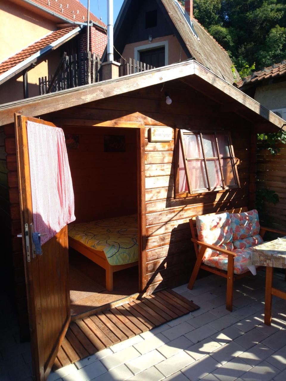 Hostel Trajan Donji Milanovac Extérieur photo